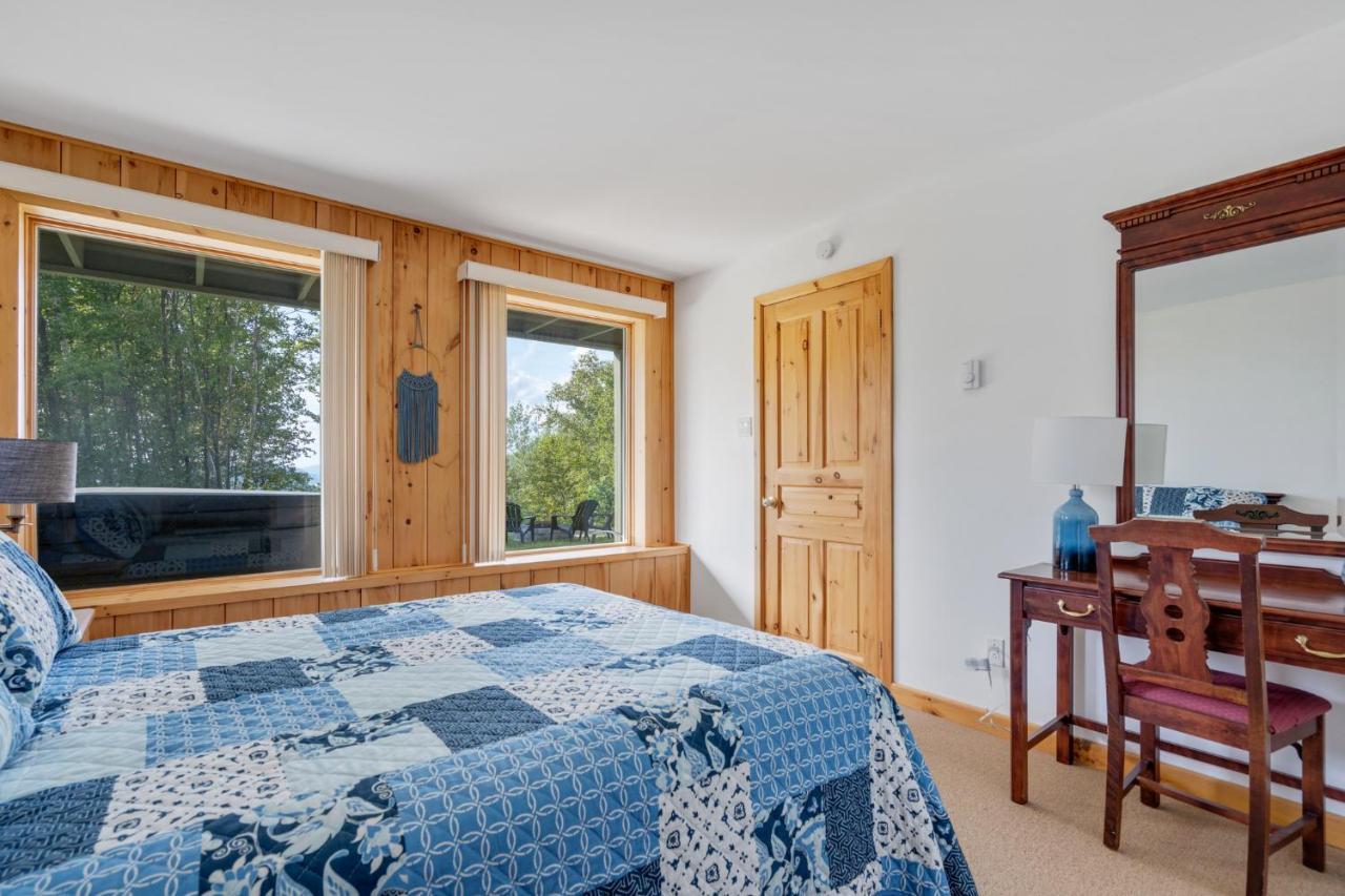 Montfjord - Chalets, Spa Et Vue - Chantafjord #2 Sacre-Coeur エクステリア 写真