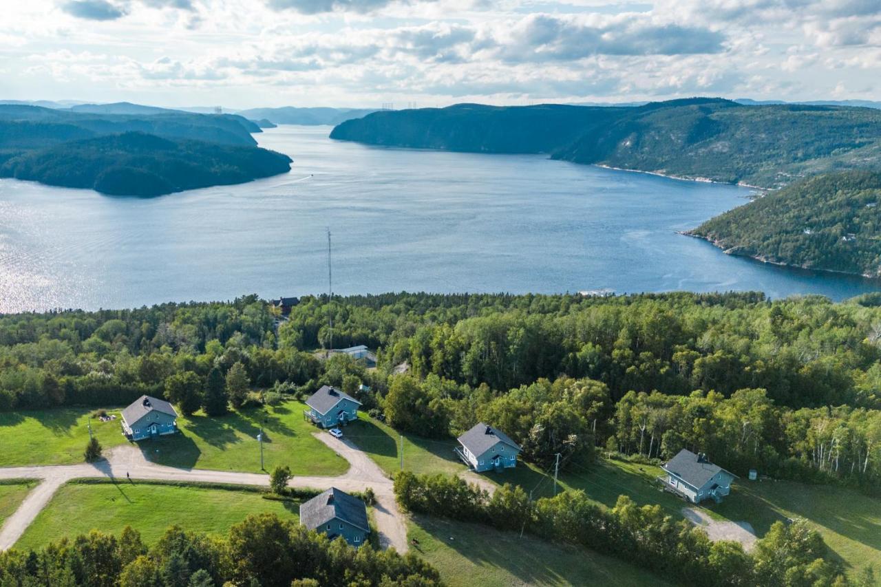 Montfjord - Chalets, Spa Et Vue - Chantafjord #2 Sacre-Coeur エクステリア 写真